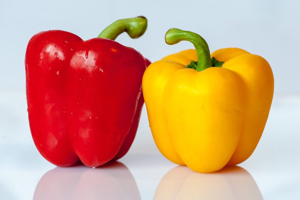 Peperone giallo e rosso 