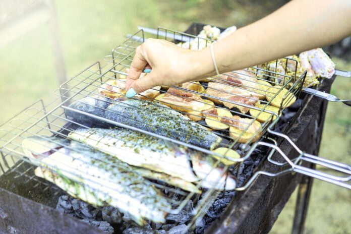 trota salmonata al barbecue