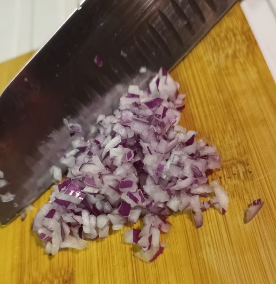 tartare tritare cipolla