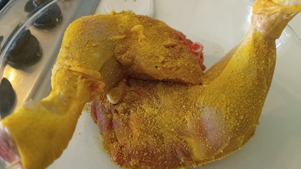 cosce di pollo al barbecue con rub secco affumicato