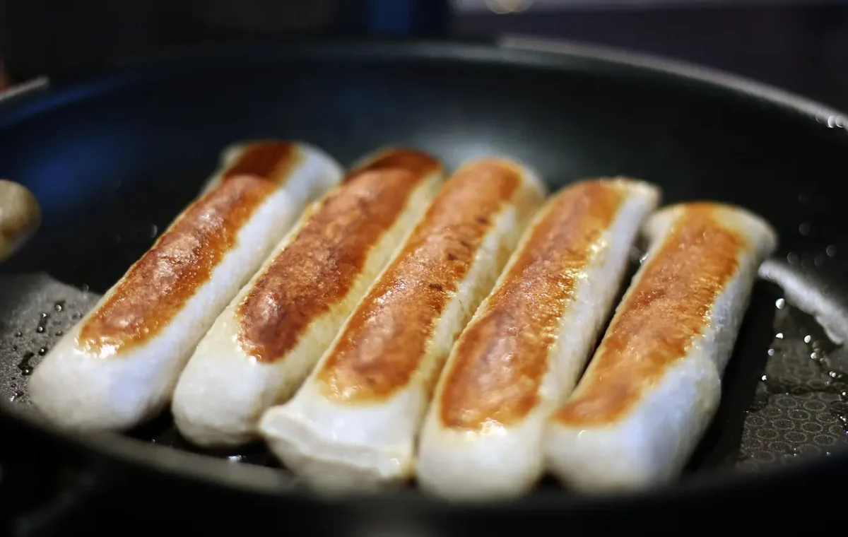 bratwurst cotto in padella